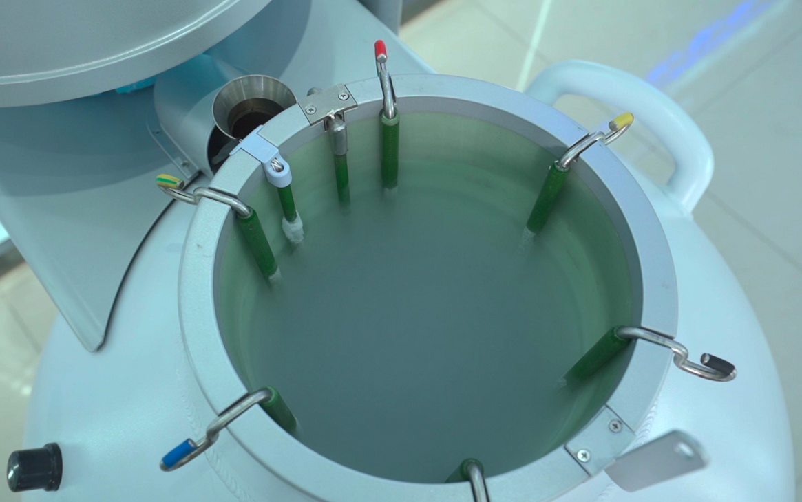 液氮罐儲存凍精可以用多久